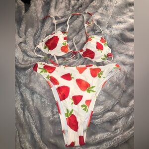 Super cute Cupshe strawberry bikini size large